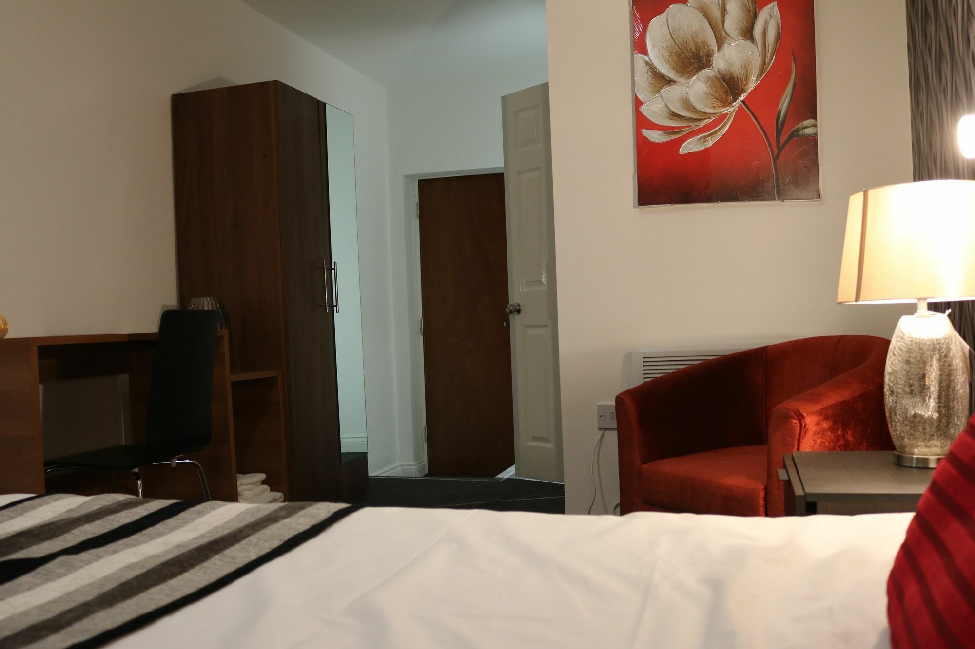 Imperial Salford Hotel Extérieur photo